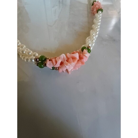 Vintage Twisted Faux Pearl Necklace With Coral And Jade - Picture 4 of 5